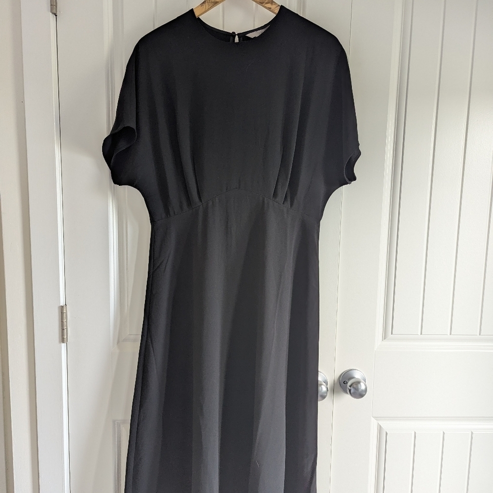 H&M Black Midi Dress | Dolman Sleeve + Keyhole Back | Minimalist Chic